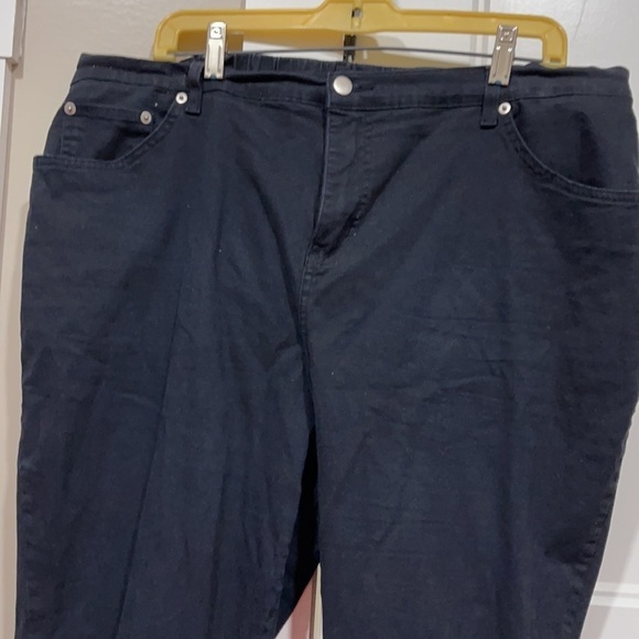 Denim & Co black jeans zipper with stretch back. Excellent Condition petite 2x. - Picture 4 of 7